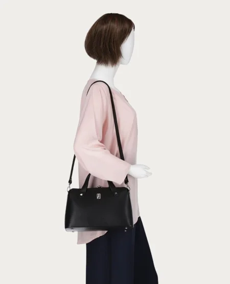 The Rose Bag With model